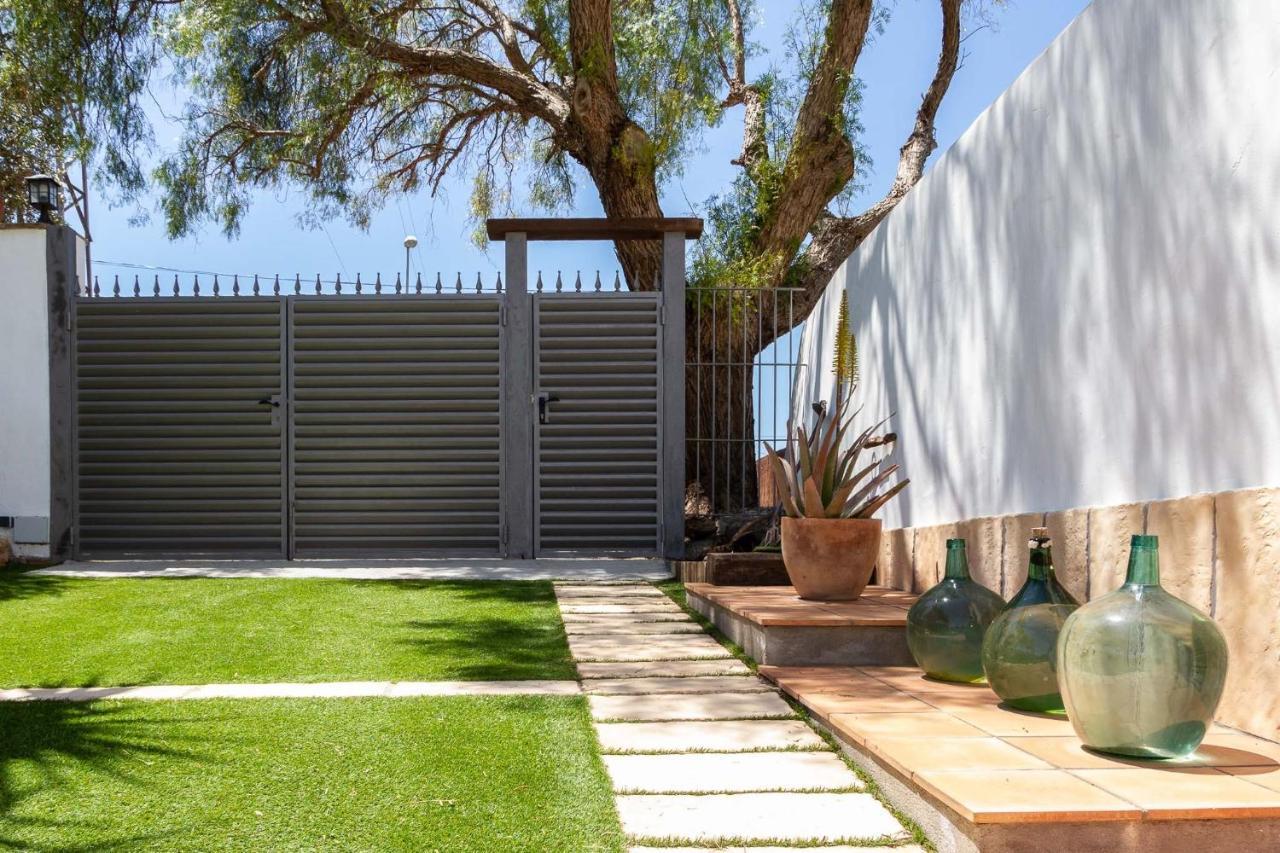 Villa Can Roig By Hello Homes Sitges Sant Pere De Ribes Esterno foto