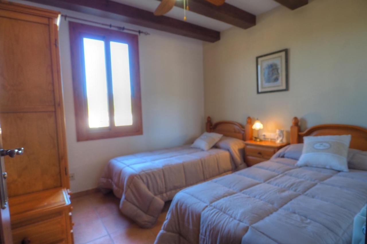 Villa Can Roig By Hello Homes Sitges Sant Pere De Ribes Esterno foto